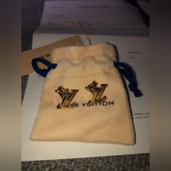 Louis Vuitton LV Iconic Earrings - Picture 2 of 5